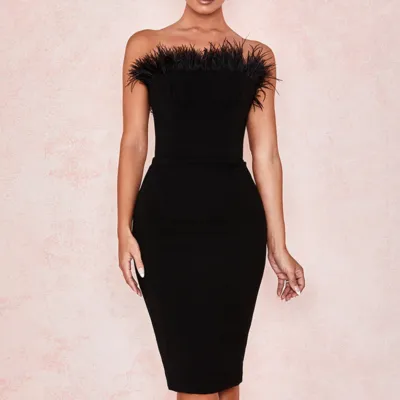 robe-corset-noire-plumes Sort fjer mid-længde korset kjole
